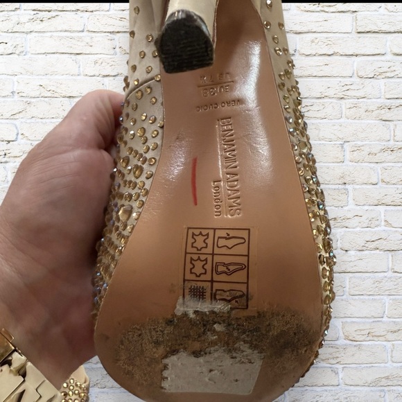 Benjamin Adams London Platform Bridal Heels Pump -Size 7.5 or 38 - Picture 10 of 14